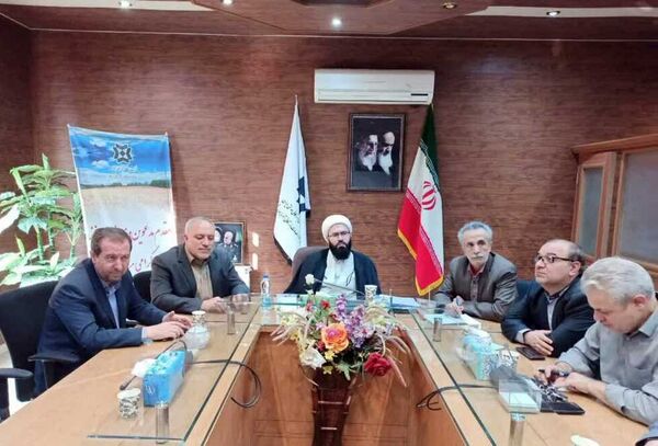 جهاد تبیین با بیان مستدل و منطقی بهترین روش برای تقابل با جبهه استکبار 