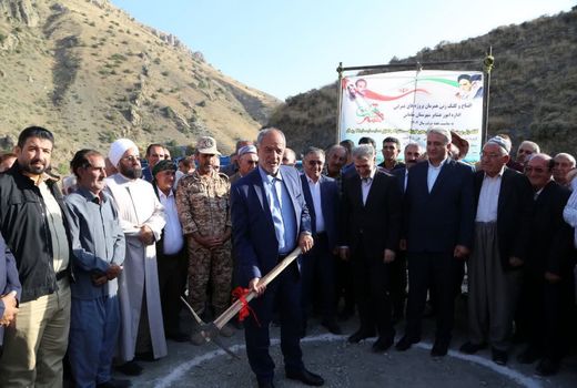 افتتاح و آغاز عملیات اجرایی پروژه‌های عمرانی و عشایری در سلماس