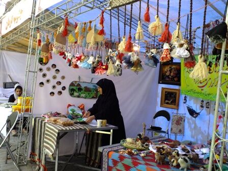 برگزاری نمایشگاه دستاوردهای صندوق‌ اعتبارات خرد زنان روستایی در ایلام