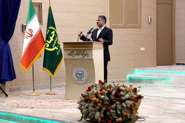 برای حمایت از معیشت کشاورزان راهی جز کشاورزی قراردادی نداریم