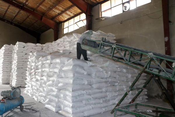 توزیع بیش از 73 هزار تن کود در بین کشاورزان آذربایجان غربی