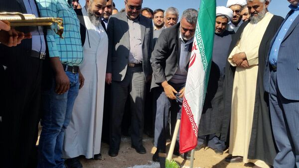 مراسم کلنگ زنی مجتمع گلخانه ای 95 هکتاری شهرستان زرندیه
