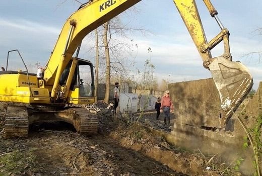 رفع تصرف ۳ هزار متر از ساخت و سازهای غیرمجاز در بدره