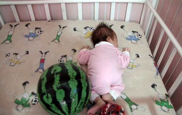 کمتر از یک درصد کودکان واگذار شده باز می‌گردند