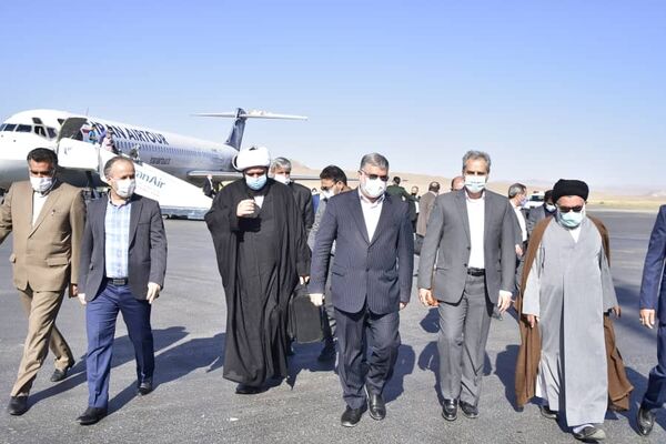 وزیر جهاد کشاورزی وارد فرودگاه بیرجند شد 