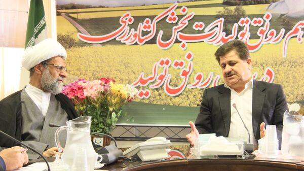 جلسه هم‌اندیشی انعقاد تفاهم‌نامه همکاری میان سازمان جهاد کشاورزی خوزستان و دانشگاه آزاد اسلامی اهواز 