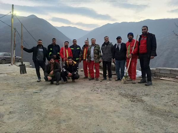 مهار آتش‌سوزی در اراضی مرتعی و جنگلی نمنق جلفا با تلاش گسترده دستگاه‌های اجرایی و نیروهای مردمی