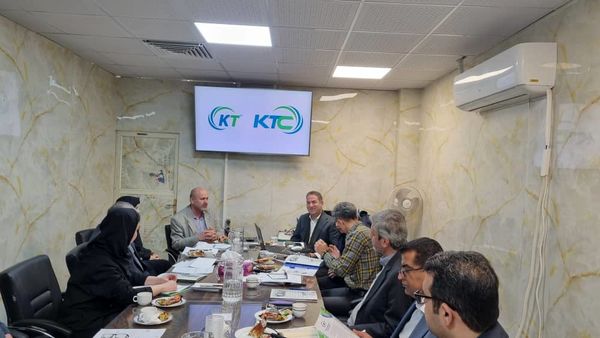 سازمان شیلات ایران مجوز ملی توسعه فناوری‌های نوین در زنجیره ارزش آبزیان کشور صادر کرد