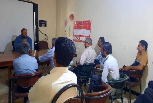 آموزش حفظ کاربری اراضی در امیدیه