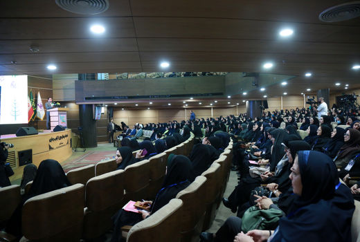 زنان پیشران امنیت غذایی پایدار/ دبیرخانه دائمی همایش مدیران زن وزارت جهاد کشاورزی تشکیل می‌شود