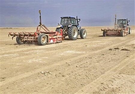 بیش از 300 هکتار از اراضی مرودشت تسطیح علمی شد