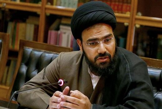 رئیس‌جمهور باید بیشتر با مردم حرف بزند