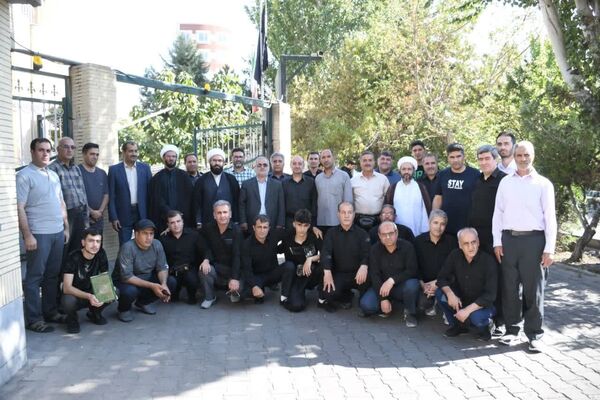 اعزام کاروان کارکنان سازمان جهاد کشاورزی آذربایجان شرقی به راهپیمایی عظیم اربعین