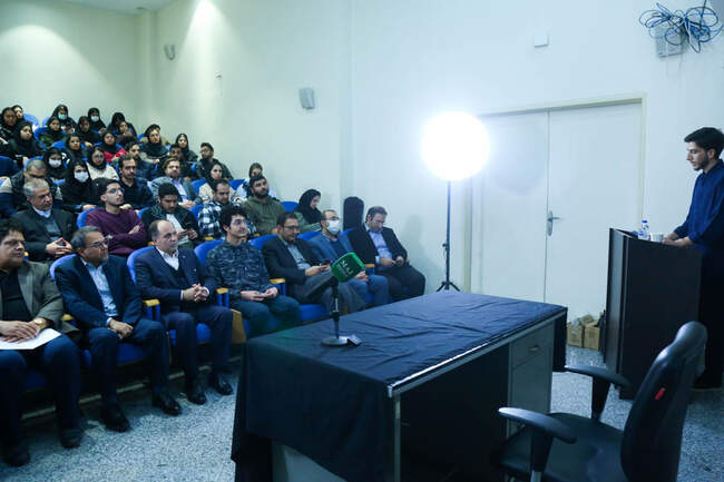  دیدار وزیر جهاد کشاورزی با دانشجویان دانشگاه شهید بهشتی 