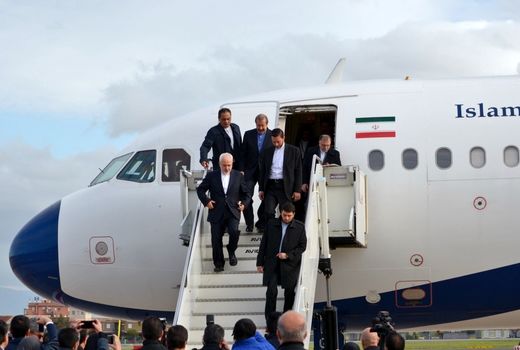 ظریف وارد سنگاپور شد
