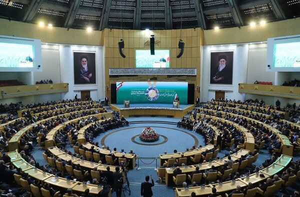 تجلیل از برگزیدگان ملی بخش کشاورزی استان قزوین 