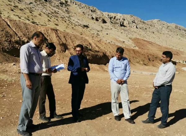 بازدید میدانی کارگروه رفع موانع تولید شهرستان کوهرنگ