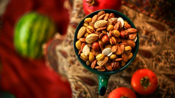 آجیل یلدا چند؟