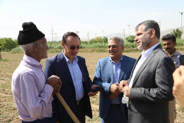 دیدار و گفتگوی وزیر جهاد کشاورزی با چغندرکاران شهرستان بجنورد 