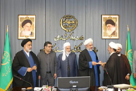مسئول جدید حوزه نمایندگی ولی فقیه در جهاد کشاورزی استان کردستان معرفی شد