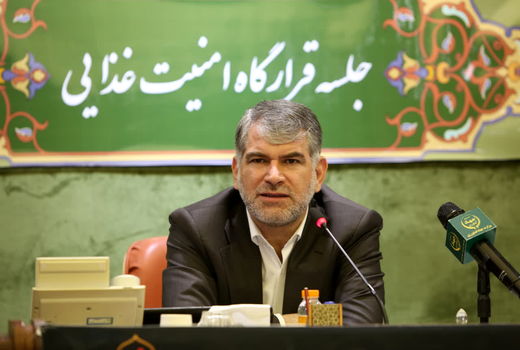 با برنامه ریزی های صورت گرفته هیچگونه کمبودی در تامین کالاهای اساسی و محصولات دامی نداریم