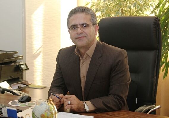 مقابله با آفت کرم خراط با سرشاخه کاری و بهبود تغذیه و آبیاری در باغات گردو