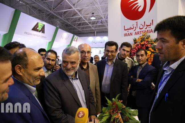 بازدید وزیر جهاد کشاورزی از چهارمین نمایشگاه بین المللی شیلات، آبزیان و غذاهای دریایی