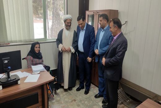 تجلیل از همکاران مدیریت امور مالی سازمان جهاد کشاورزی استان چهارمحال و بختیاری بمناسبت روز حسابدار