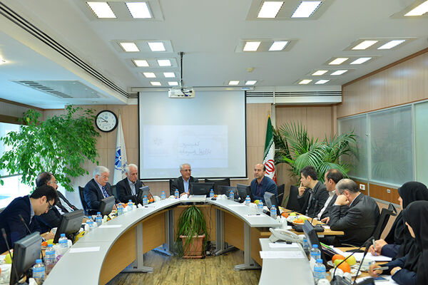 ارز کلاف سردرگمی تجار شد