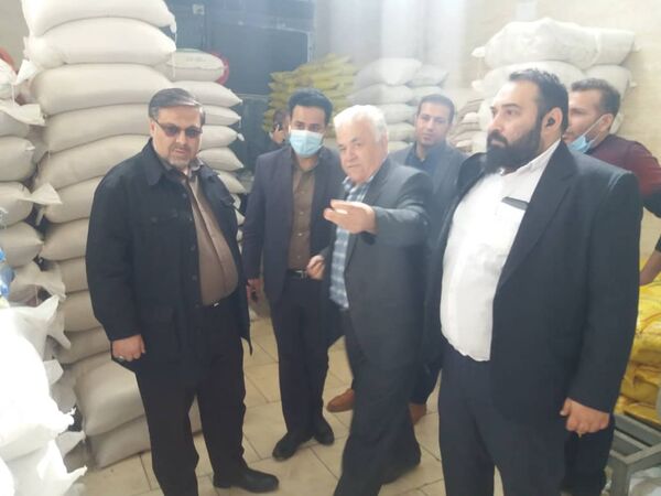 کشف بیش۸۰ تن برنج خارج از شبکه توزیع در یکی از انبارهای شهرستان ورامین