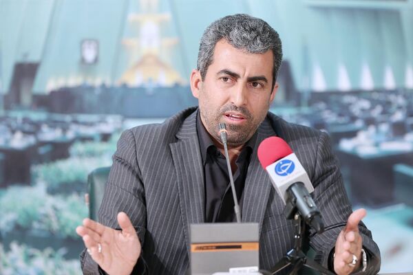 طرح دو فوریتی ساماندهی بازار ارز در مجلس 
