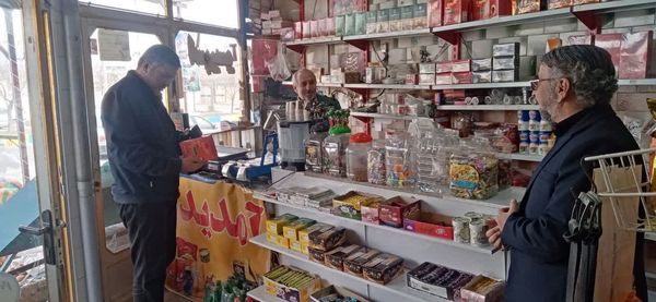 نظارت مستمر برای تأمین امنیت غذایی و توزیع عادلانه کالاهای اساسی در بخش کندوان شهرستان میانه 