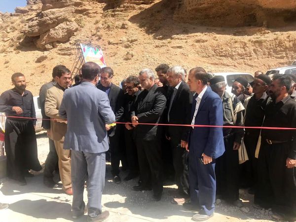 پل ارتباطی رودخانه ماربر در شهرستان کوهرنگ افتتاح شد