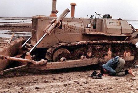 گردآوری چهل هزار سند از نقش جهاد سازندگی چهارمحال و بختیاری  در دفاع مقدس