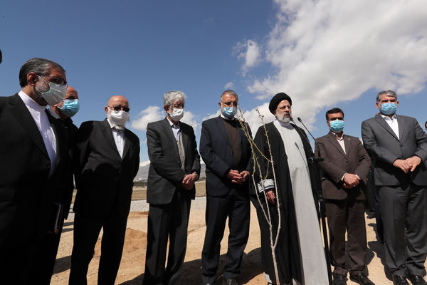 حفظ محیط زیست و گسترش فضای سبز نیازمند مشارکت همگانی است