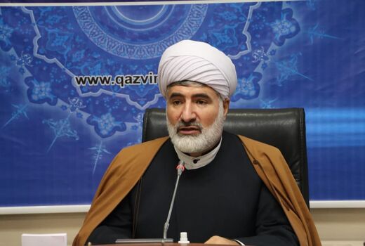 سبک زندگی فاطمی تنها راه مقابله با ترویج تفکرات ضدانسانی است
