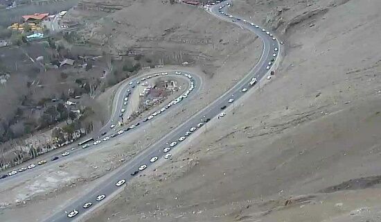 ترافیک پرحجم و روان در جاده چالوس 