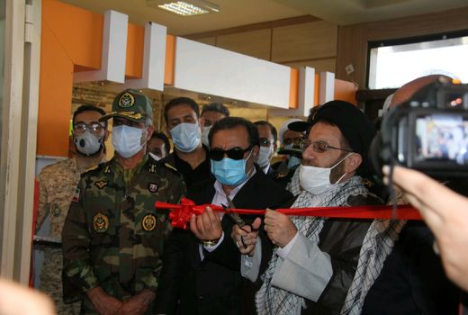 نمایشگاه دستاوردهای ٤٠ ساله انقلاب افتتاح شد