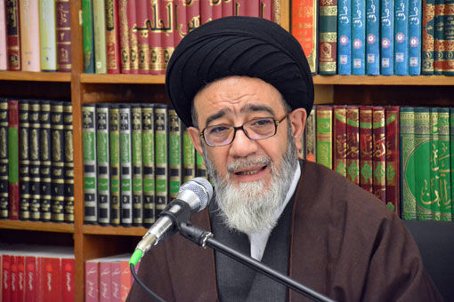 با درختکاری و مواظبت از محیط زیست از طبیعت به خوبی حراست و حفاظت کنیم