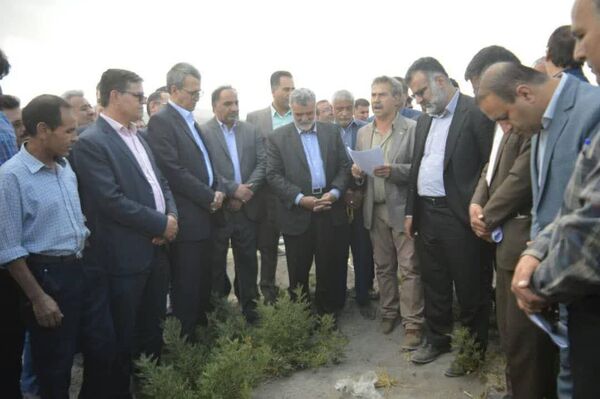وزیر جهاد کشاورزی از طرح مرتع‌داری در شهرستان اقلید بازدید کرد