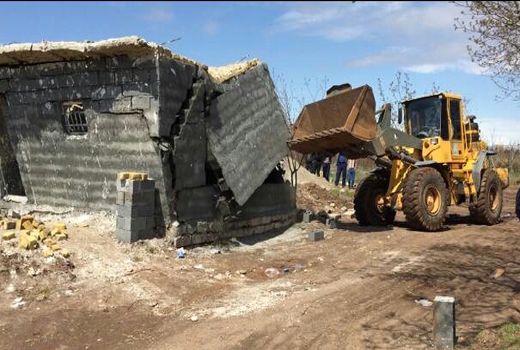  تخریب سه مورد ساخت و ساز غیر مجاز در اراضی کشاورزی شهرستان قزوین