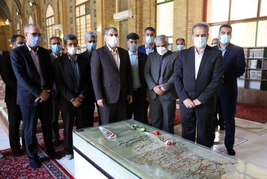 تجدید میثاق وزیر، مدیران و کارکنان وزارت جهاد کشاورزی با آرمان‌های امام راحل