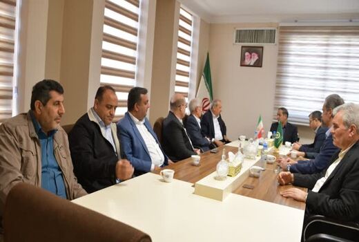 طلایی: روستابازار تبریز الگوی ملی عرضه مستقیم محصولات کشاورزی خواهد شد