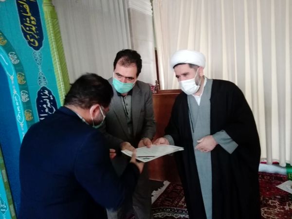 تقدیر از همکار معلول شاغل در سازمان جهاد کشاورزی آذربایجان غربی