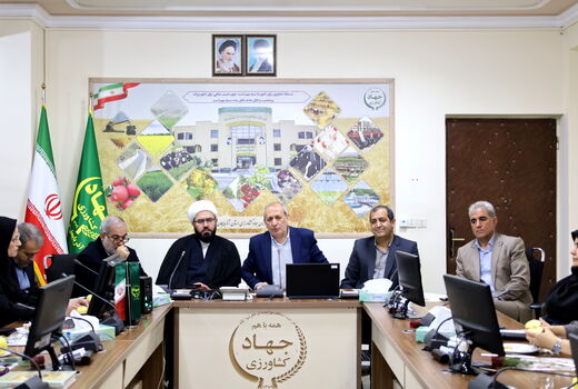 تجلیل از بانوان شاغل در سازمان جهاد کشاورزی استان آذربایجان شرقی به مناسبت روز زن و مادر