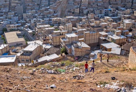 در حال حاضر 19میلیون حاشیه‌نشین داریم