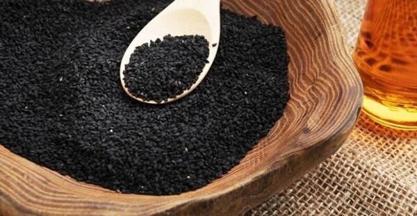 کشت گیاه داروئی سیاه دانه برای اولین بار در میاندوآب
