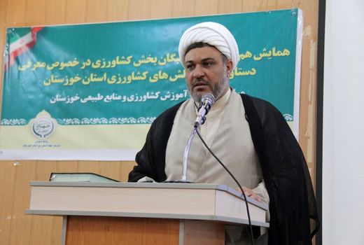 استفاده از نخبگان در رده‌های مدیریتی  اصل پذیرفته شده در کشور