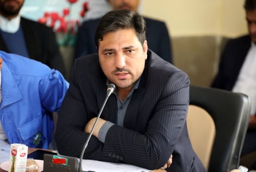 ضرورت توسعه باغات دیم و مجتمع‌های گلخانه‌ای در شهرستان فلارد