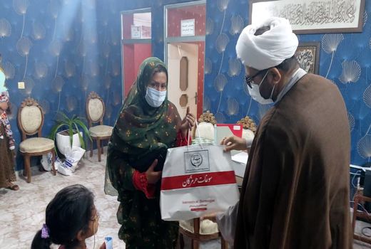 توزیع بسته‌های معیشتی جهادکشاورزی هرمزگان بین نیازمندان در طرح سردار سلیمانی